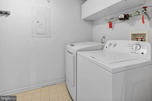 $349,000 | 7702B Normandy Drive, Mount Laurel, NJ 08054