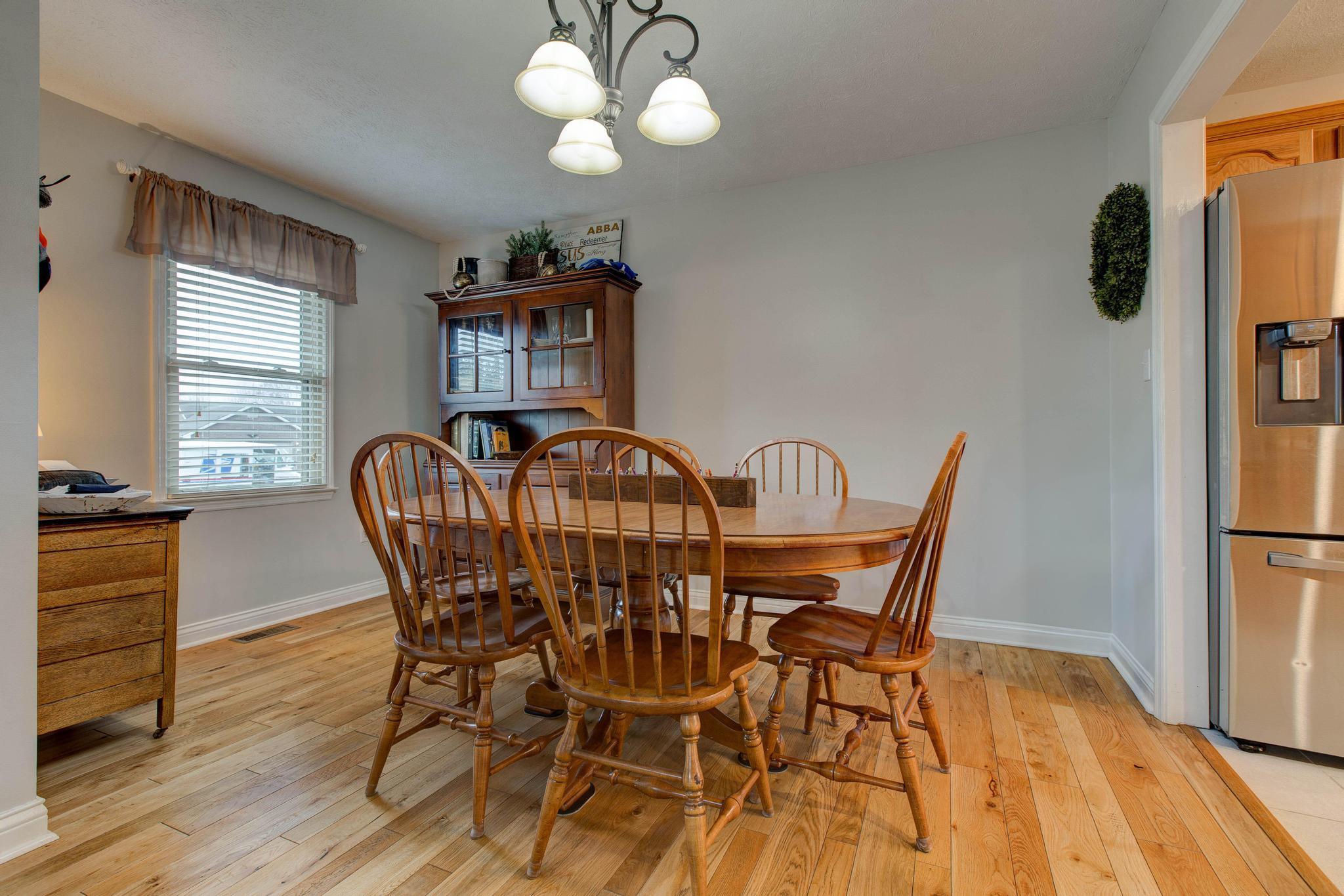 140 Maple Ridge Drive Mount Sterling, KY 40353 - Photo 8 of 37 Dining