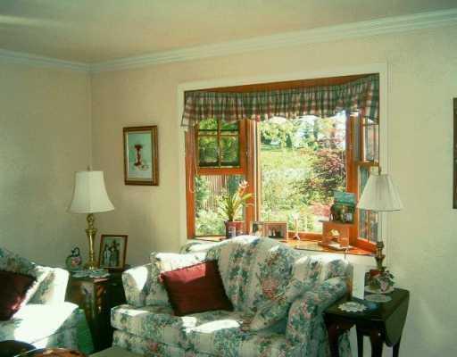 1570 Millers Run Road McDonald, PA 15057 - Photo 2 of 8 Living Room.