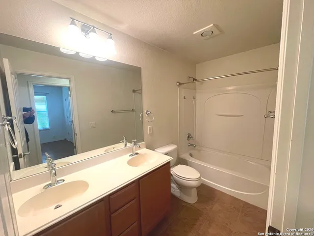 $1,950 | 1317 Wagon Wheel, Schertz, TX 78154