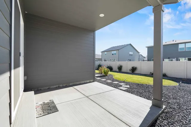 $449,800 | 5905 West Morgantown Lane, Spokane, WA 99208