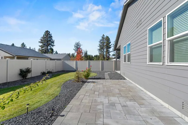 $449,800 | 5905 West Morgantown Lane, Spokane, WA 99208