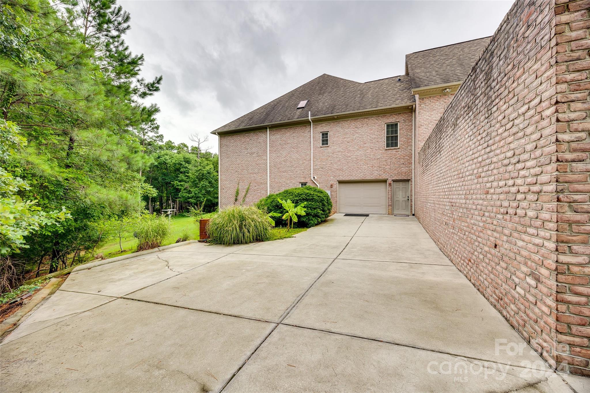 2218 Pinion Point York, SC 29745 - Photo 44 of 48 Gallery Image 44