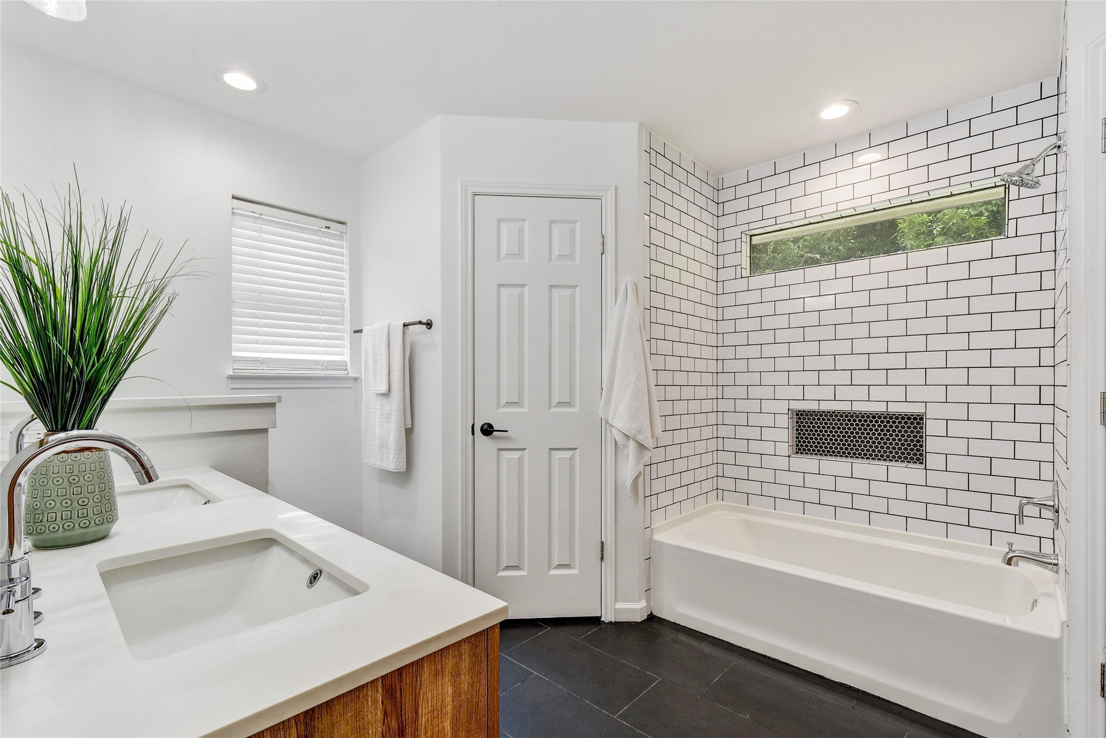 2408 West Messick Loop Round Rock, TX 78681 - Photo 19 of 28