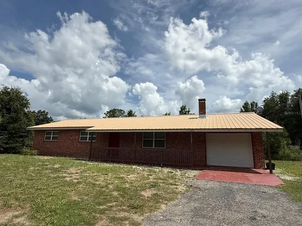 $324,900 | 5229 Northeast 56th Street, High Springs, FL 32643