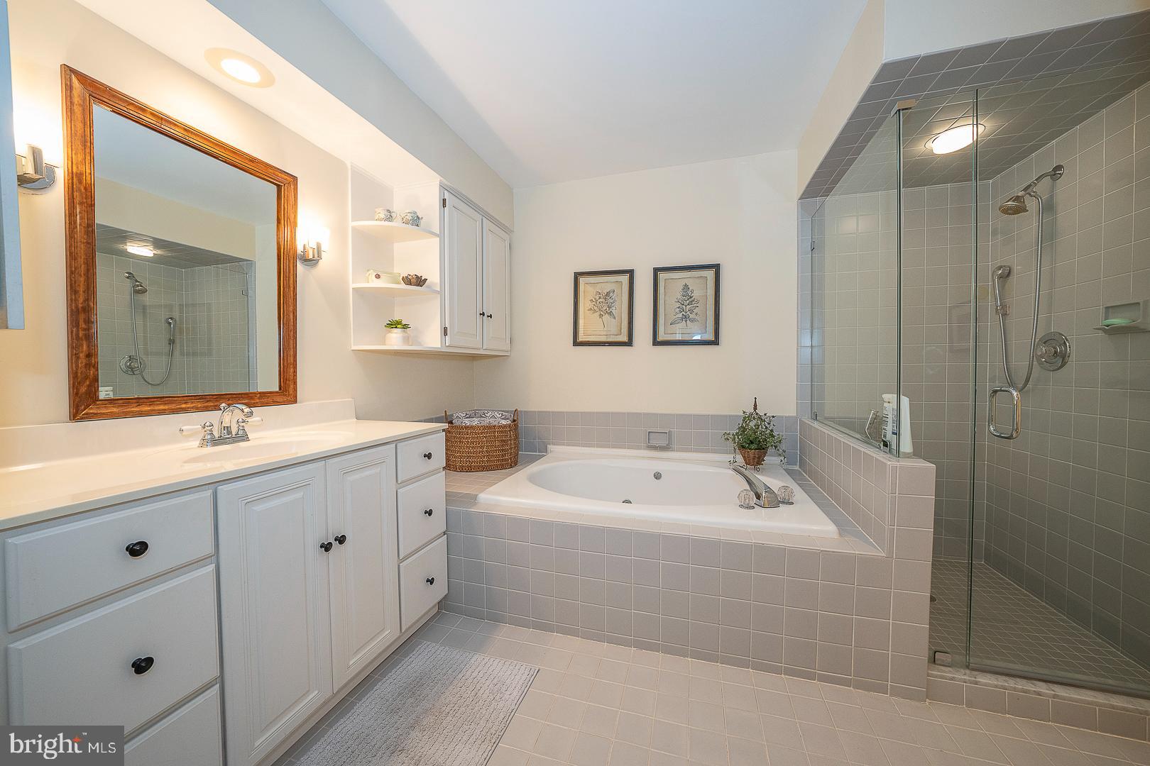 426 Waynesbrooke Road Berwyn, PA 19312 - Photo 18 of 40 1st Floor Primary Bath