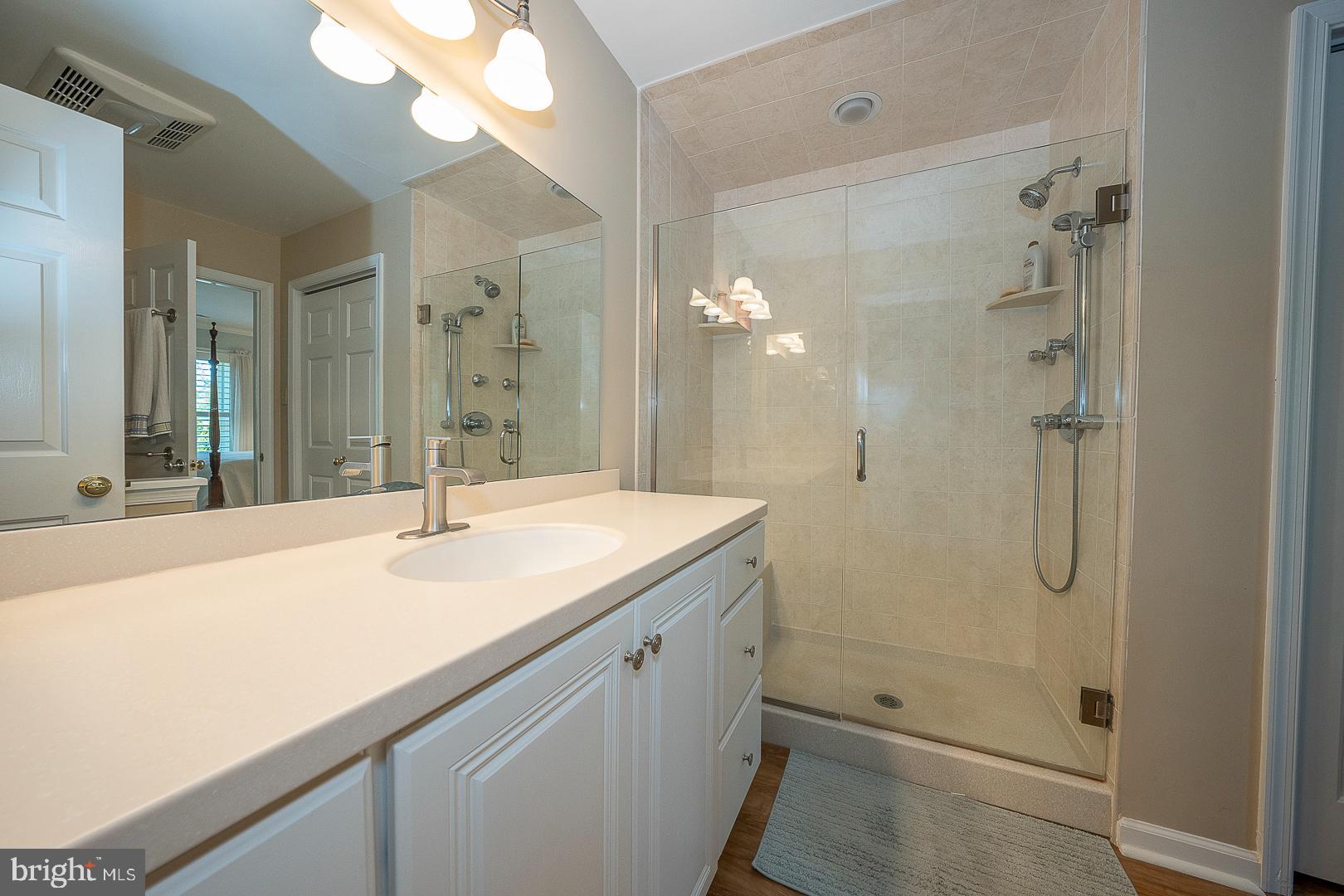 426 Waynesbrooke Road Berwyn, PA 19312 - Photo 23 of 40 2nd Floor Primary Bath with Hall Access