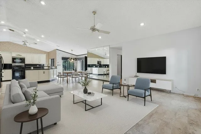 $779,900 | 8870 Northwest 49th Drive, Coral Springs, FL 33067