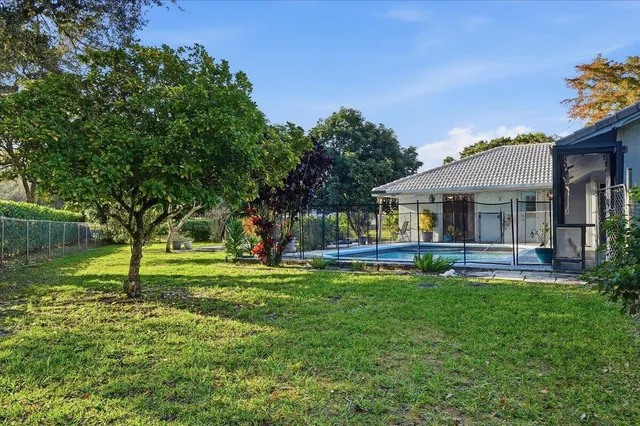 $779,900 | 8870 Northwest 49th Drive, Coral Springs, FL 33067