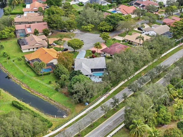 $779,900 | 8870 Northwest 49th Drive, Coral Springs, FL 33067