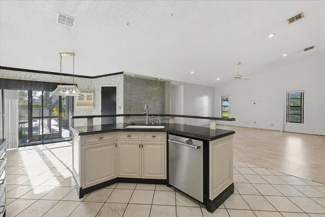 $779,900 | 8870 Northwest 49th Drive, Coral Springs, FL 33067