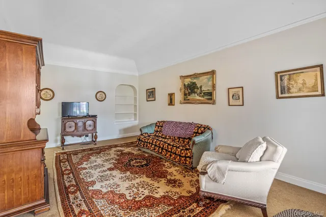 $888,000 | 53-31 37th Road | Woodside