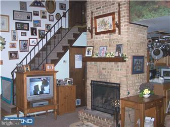 55 Madison Road Pittsgrove, NJ 08318 - Photo 4 of 7 Living Room