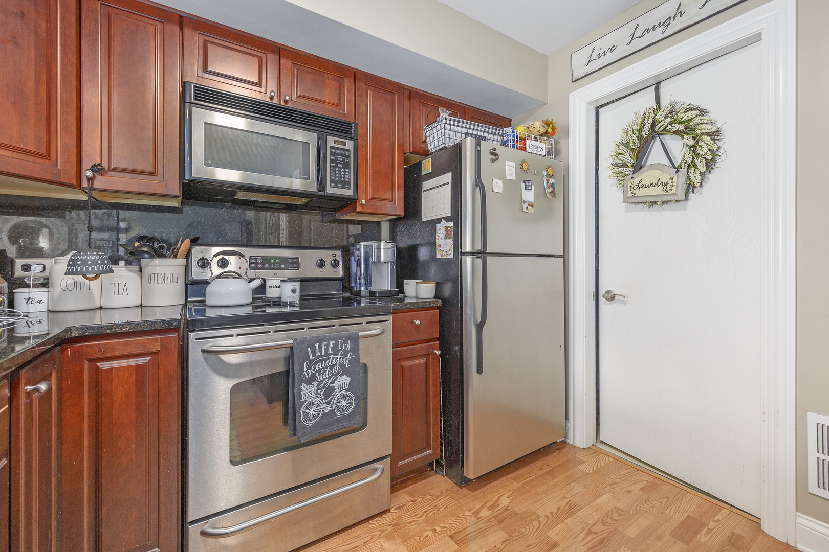35 Foxcroft Road, Unit 127 Naperville, IL 60565 - Photo 7 of 25