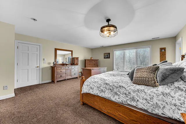 $1,550,000 | 15661 West Peotone Road, Wilmington, IL 60481