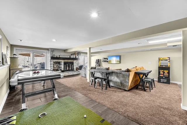 $1,550,000 | 15661 West Peotone Road, Wilmington, IL 60481