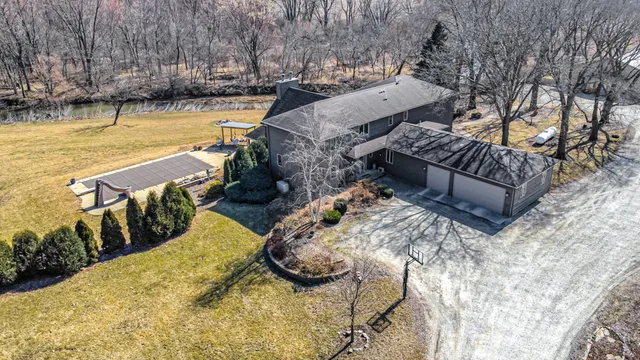 $1,550,000 | 15661 West Peotone Road, Wilmington, IL 60481