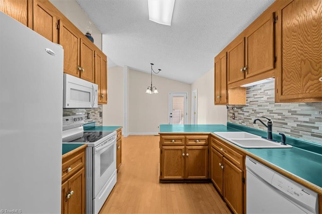 324 Deerfield Country Road Randleman, NC 27317 - Photo 14 of 38 Gallery Image 14