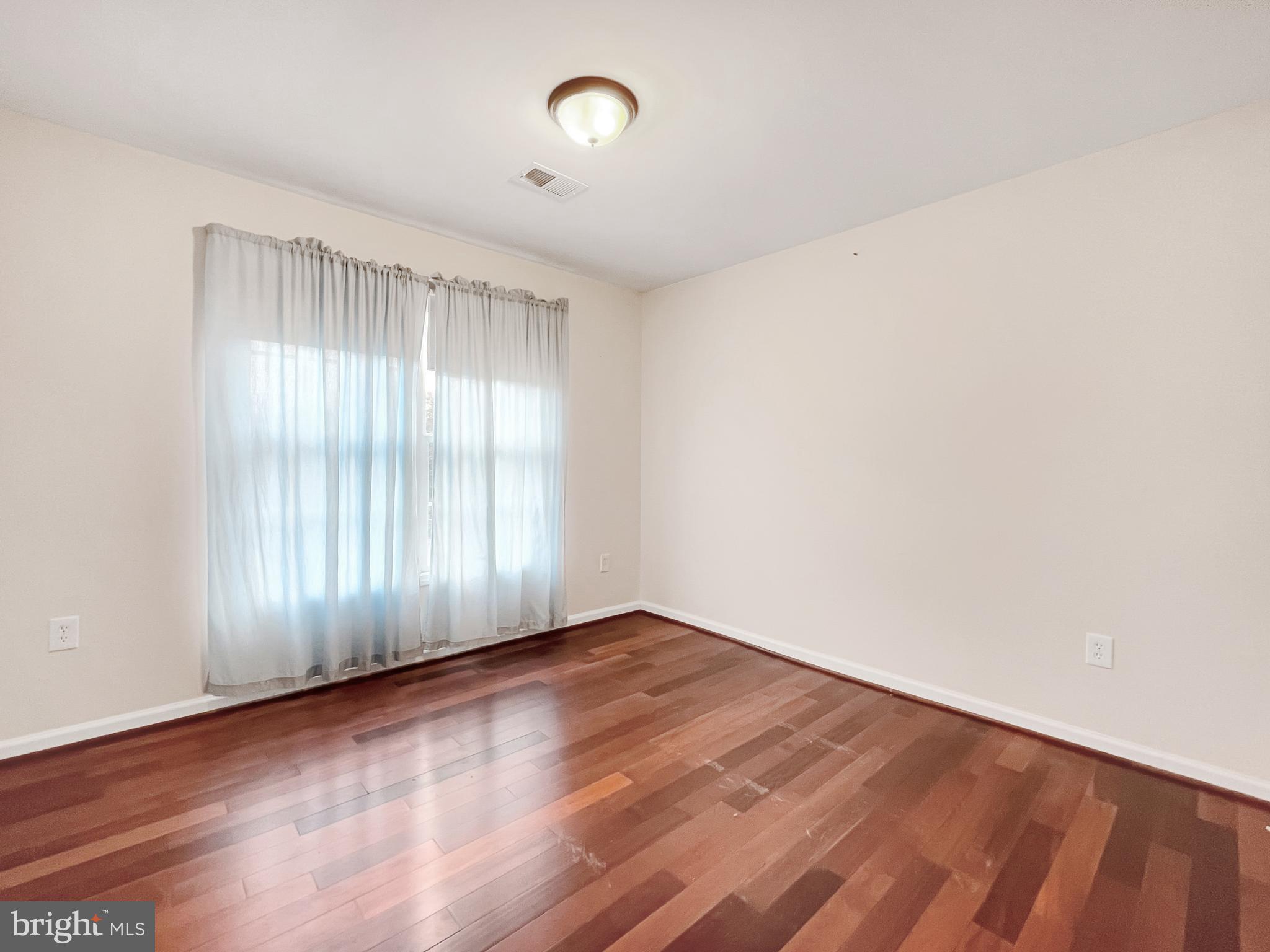 14602 Dufief Mill Road North Potomac, MD 20878 - Photo 37 of 66