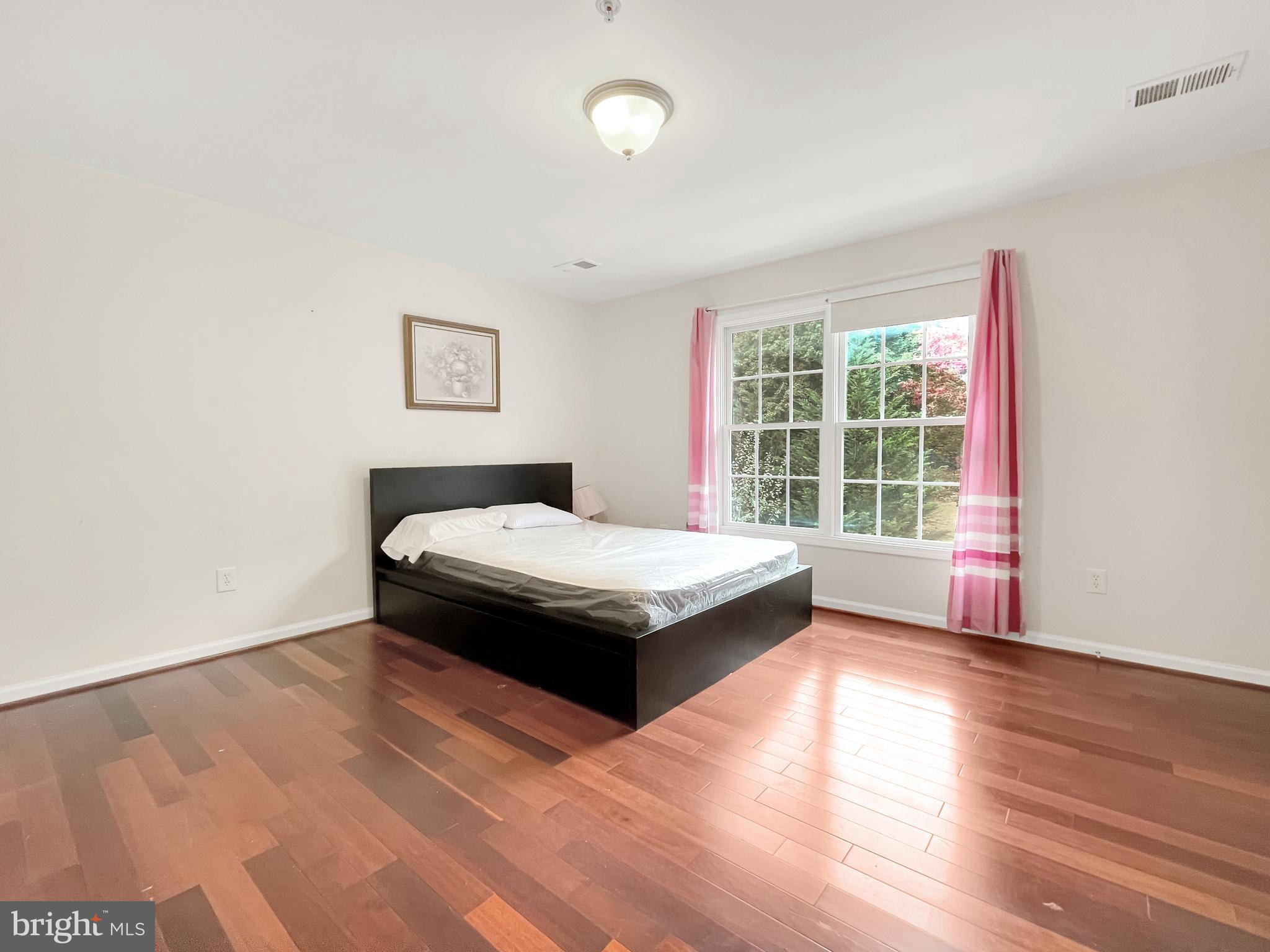 14602 Dufief Mill Road North Potomac, MD 20878 - Photo 42 of 66 4th Bedroom Upstairs