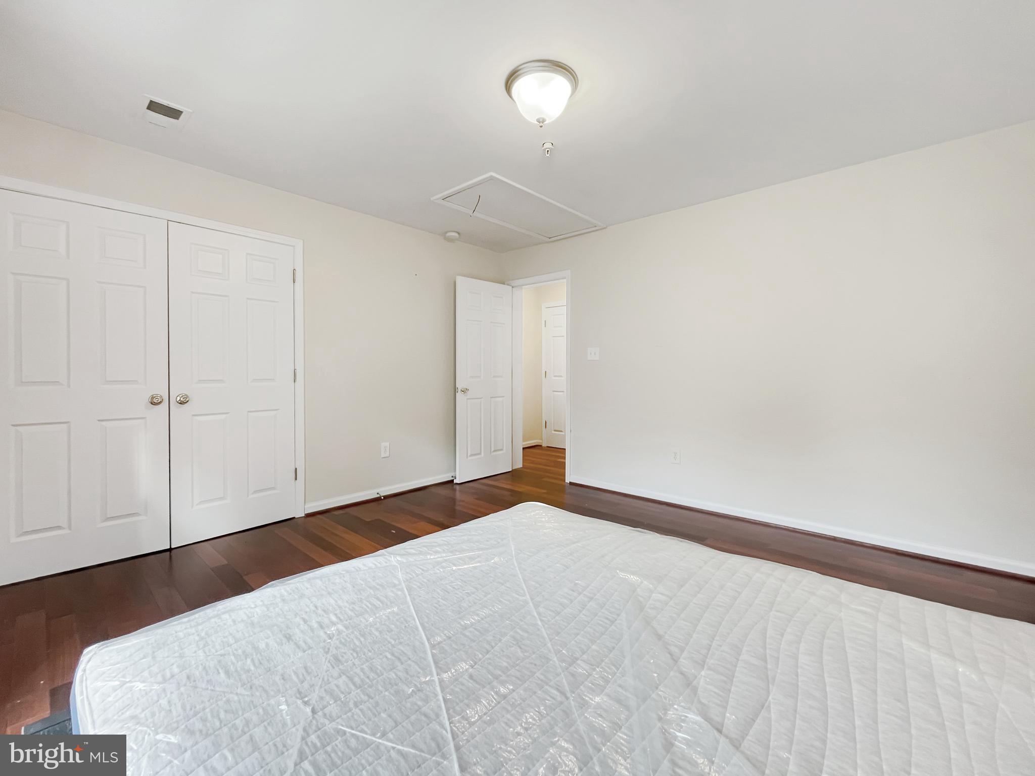 14602 Dufief Mill Road North Potomac, MD 20878 - Photo 43 of 66