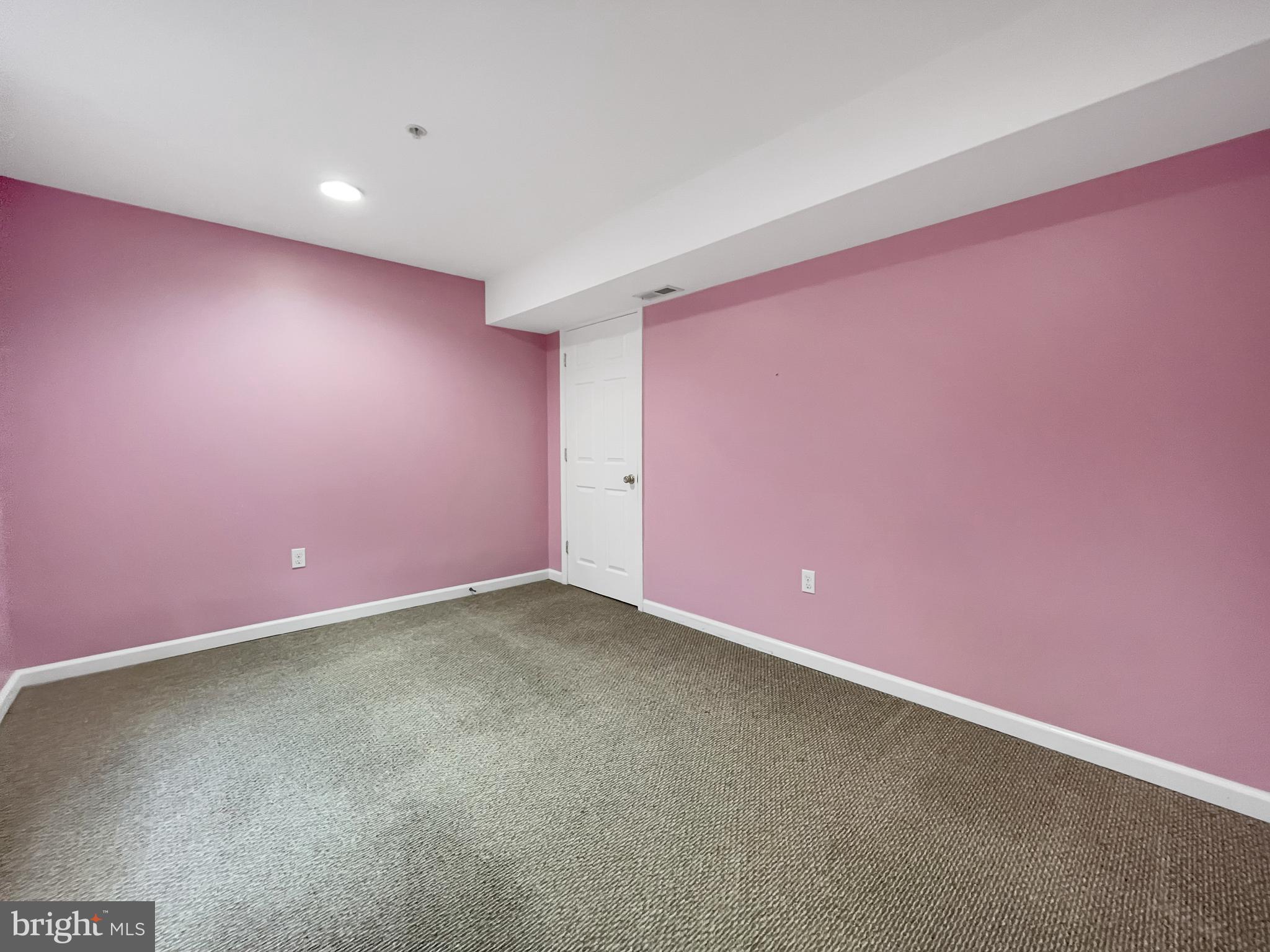 14602 Dufief Mill Road North Potomac, MD 20878 - Photo 58 of 66 Basement 2nd Bedroom