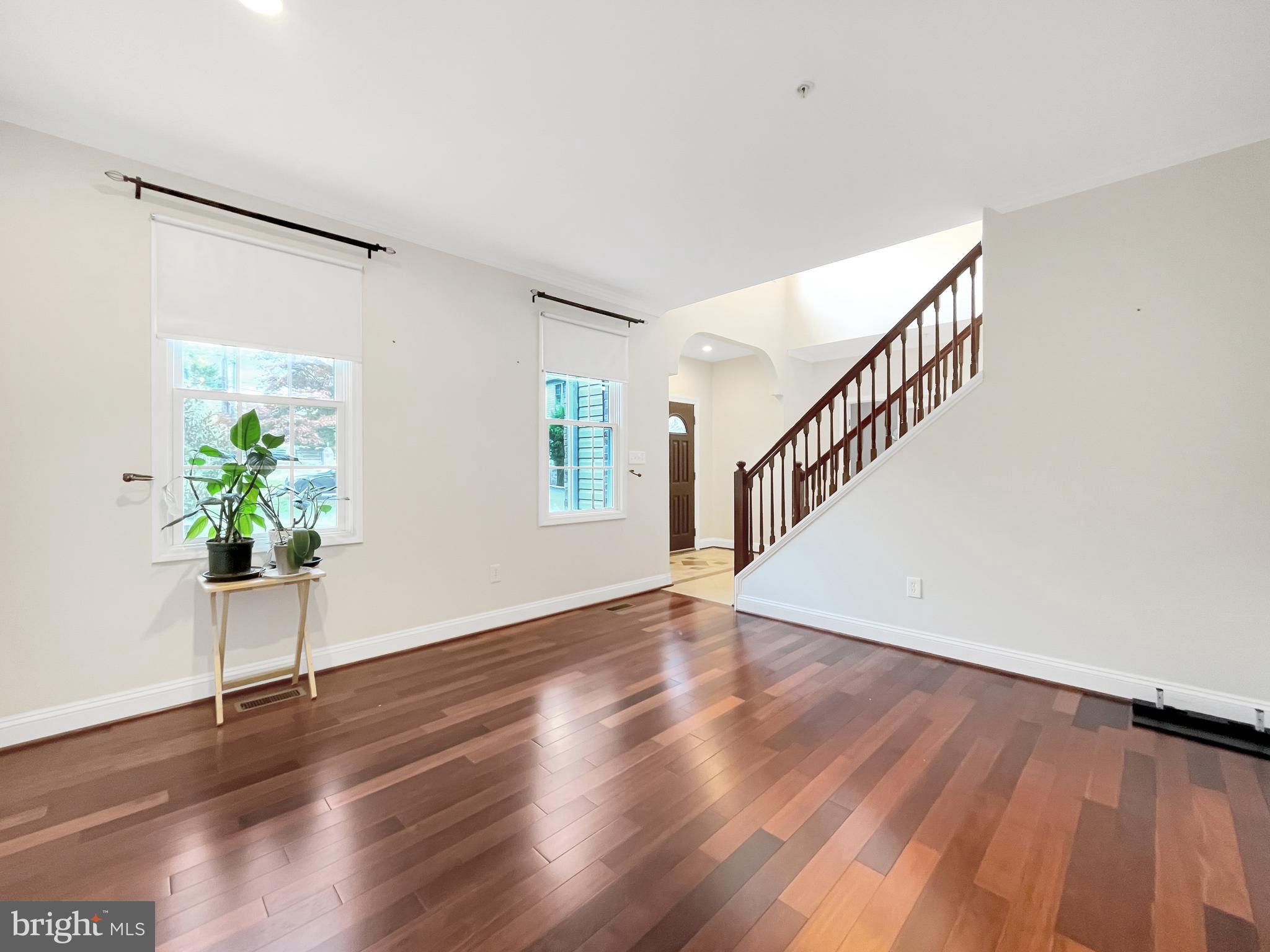 14602 Dufief Mill Road North Potomac, MD 20878 - Photo 6 of 66