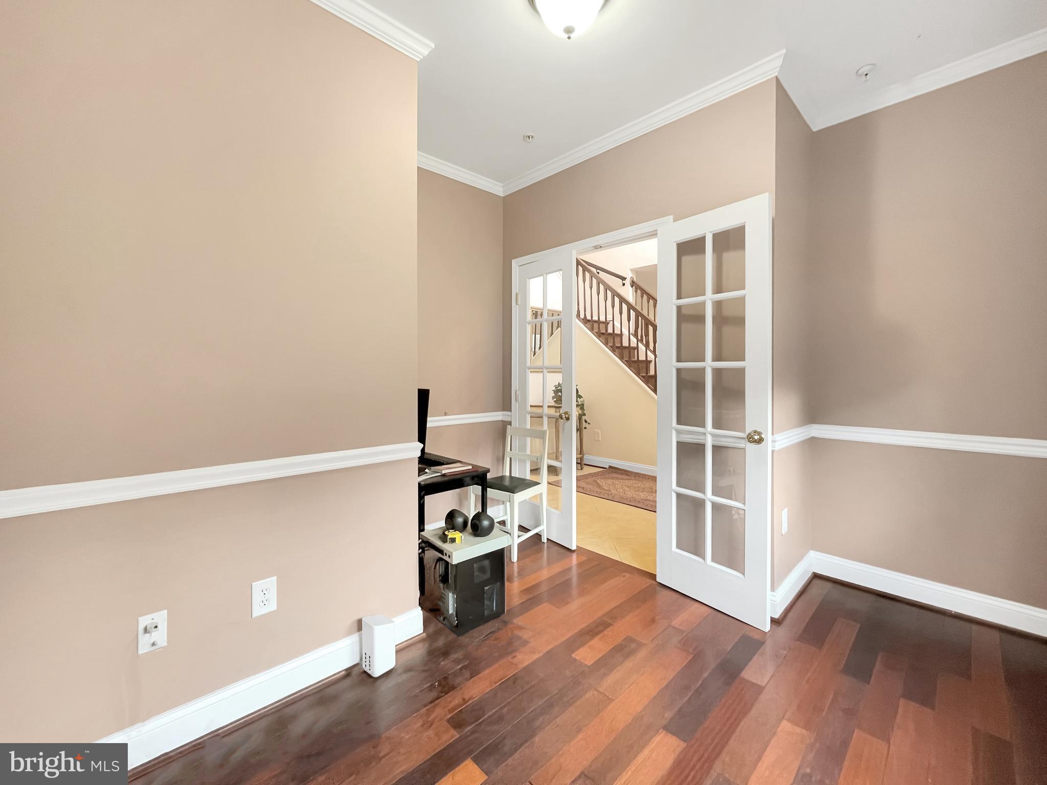 14602 Dufief Mill Road North Potomac, MD 20878 - Photo 8 of 66