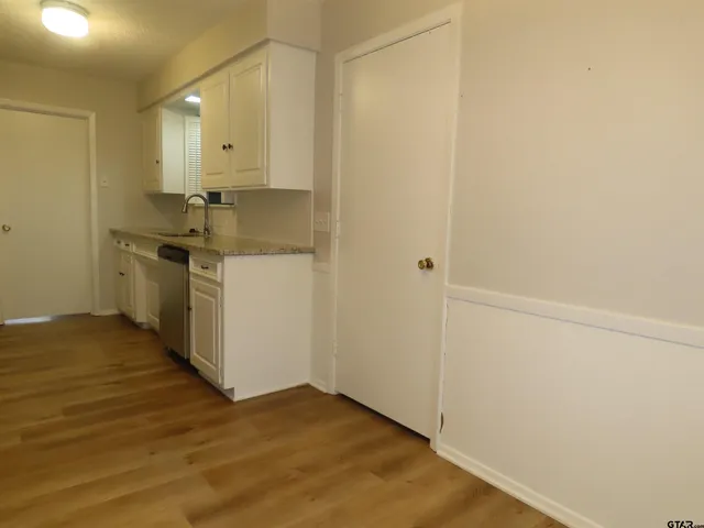 $2,050 | 3800 Brookwood Drive, Tyler, TX 75701