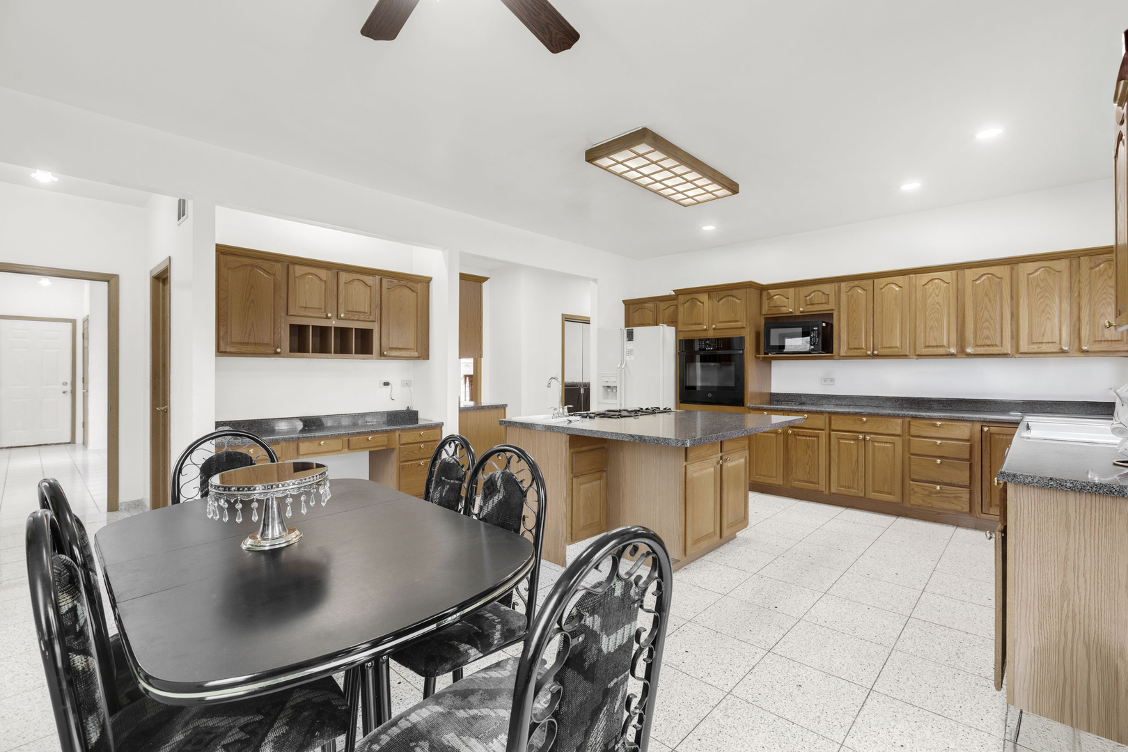 1007 Wildwood Lane Mount Prospect, IL 60056 - Photo 14 of 34