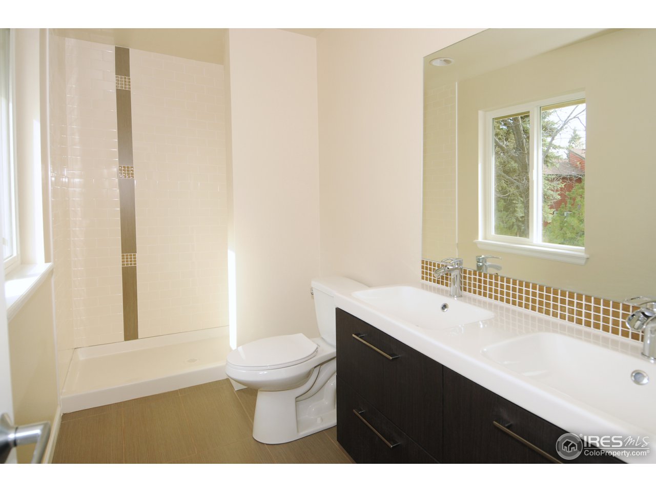 7428 Mt Sherman Road Longmont, CO 80503 - Photo 11 of 25 Master bath