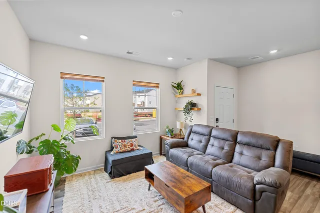 $290,000 | 2494 Tonoloway Drive, Raleigh, NC 27610