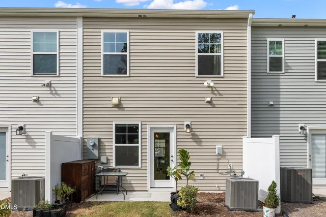 $290,000 | 2494 Tonoloway Drive, Raleigh, NC 27610