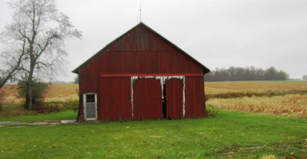 9666 North Th Road Decatur, IN 46733 - Photo 8 of 27