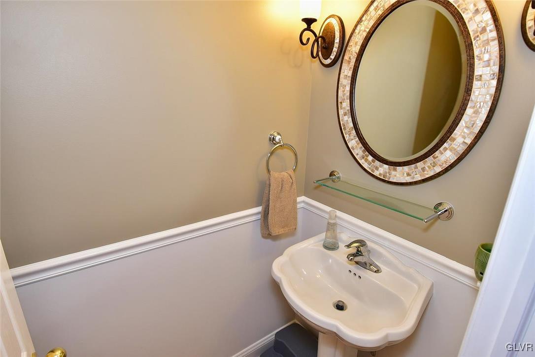820 Texas Road Easton, PA 18042 - Photo 21 of 41 a bathroom with a sink and a mirror