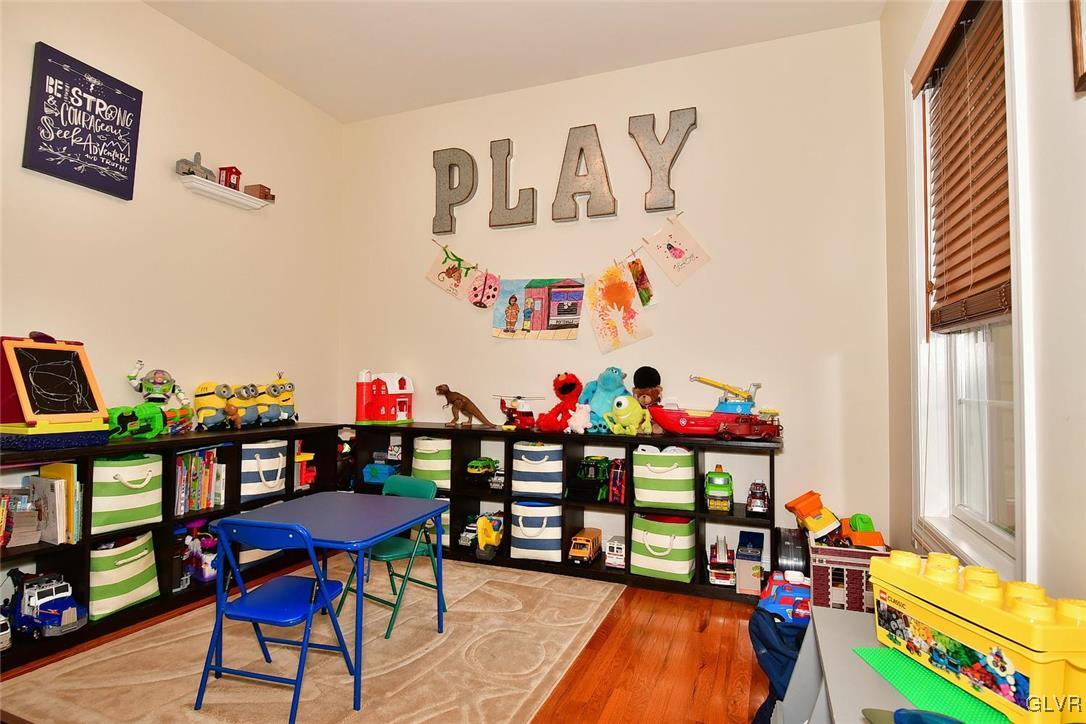 820 Texas Road Easton, PA 18042 - Photo 7 of 41 a play room with toys