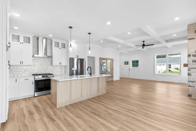 $595,000 | 752 Kennedy Street, Sauk City, WI 53583