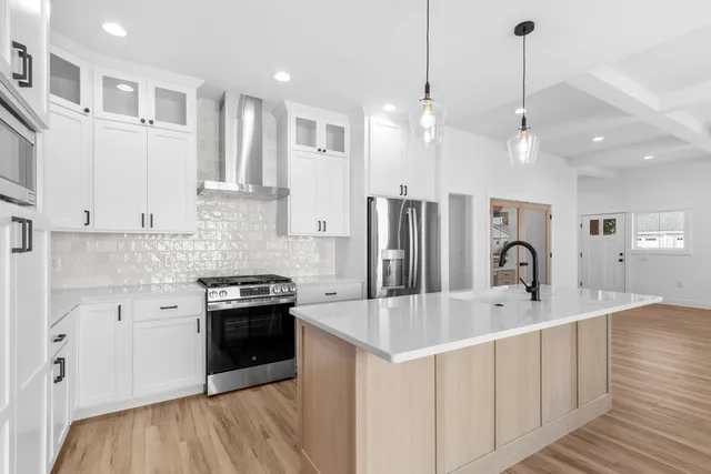 $595,000 | 752 Kennedy Street, Sauk City, WI 53583