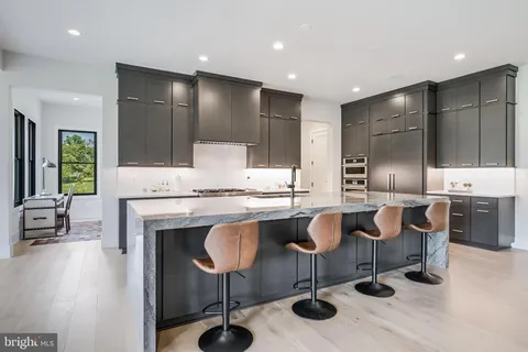 $3,100,000 | 665 Stratford Hill Court, Great Falls, VA 22066