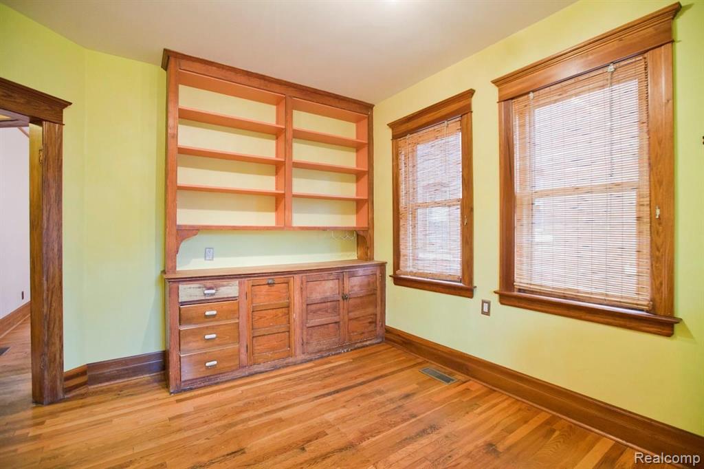 4128 Commonwealth Street, Unit LOWR Detroit, MI 48208 - Photo 11 of 32