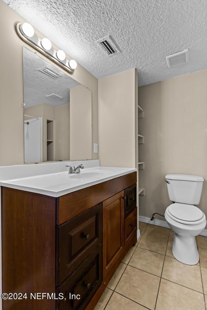 11258 Irma Road Jacksonville, FL 32218 - Photo 14 of 36 Master Bathroom