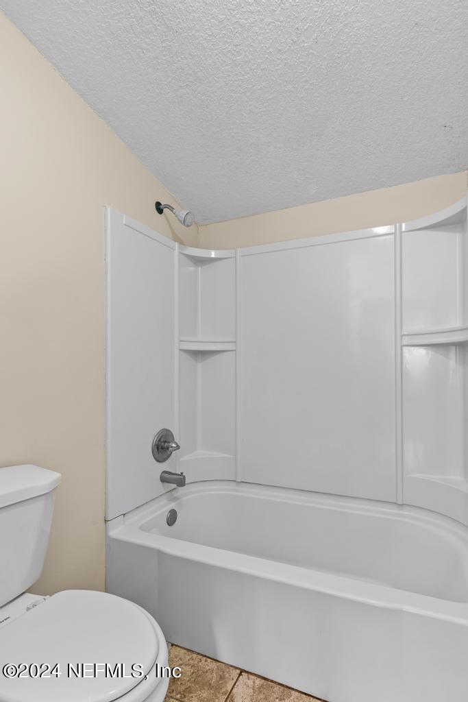 11258 Irma Road Jacksonville, FL 32218 - Photo 27 of 36 Bathroom 2