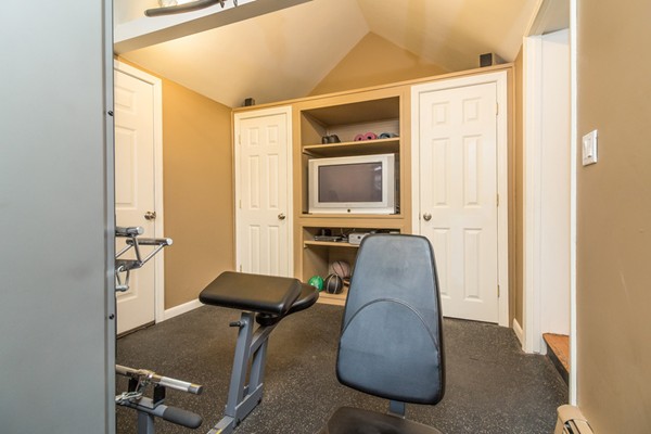 19 Morley Road Quincy, MA 02170 - Photo 11 of 28 Gallery Image 11