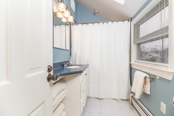 19 Morley Road Quincy, MA 02170 - Photo 14 of 28 Gallery Image 14