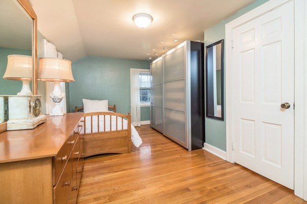 19 Morley Road Quincy, MA 02170 - Photo 18 of 28 Gallery Image 18