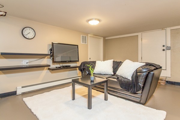 19 Morley Road Quincy, MA 02170 - Photo 21 of 28 Gallery Image 21