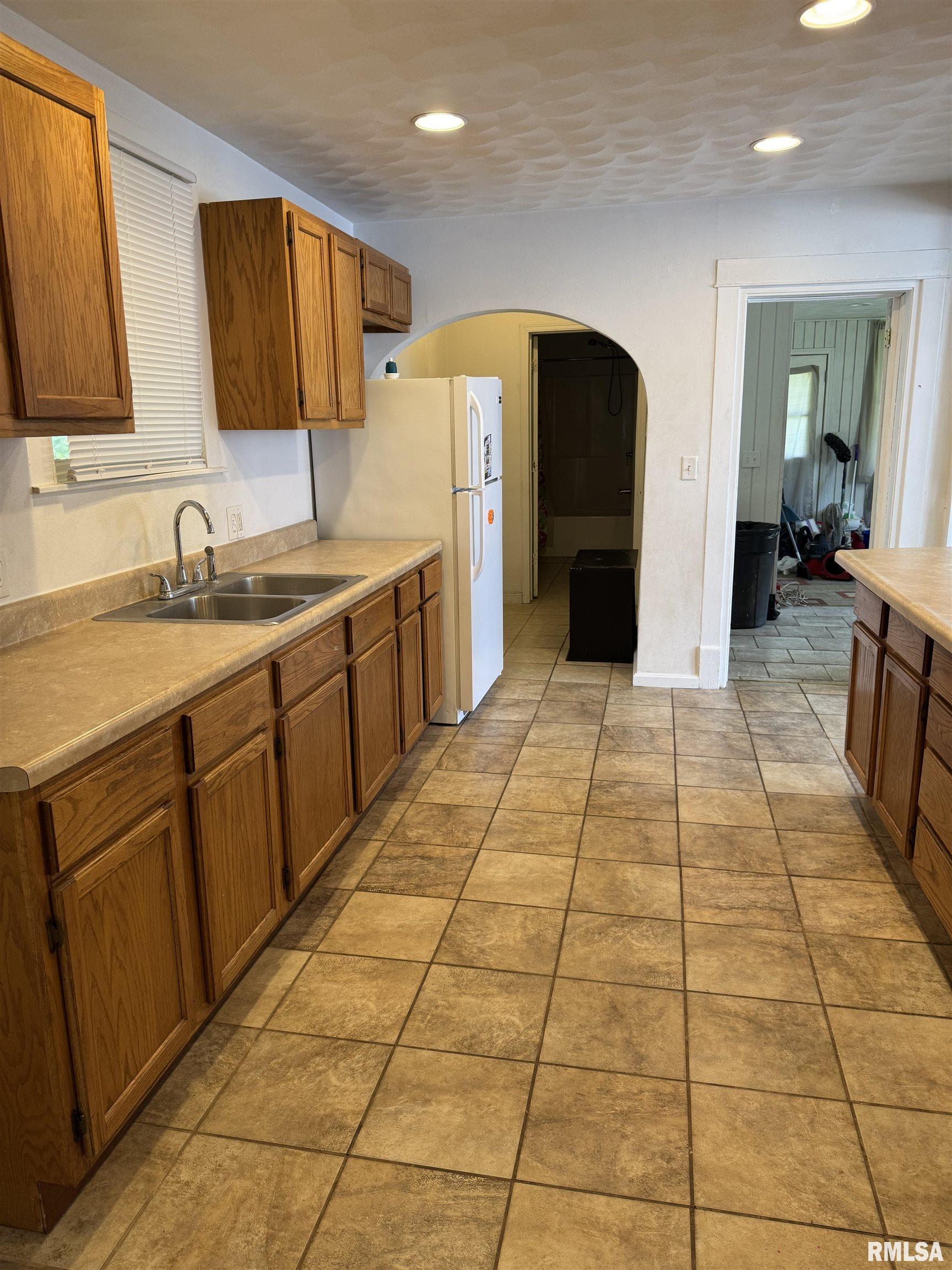 827 South 10th Street Havana, IL 62644 - Photo 7 of 26