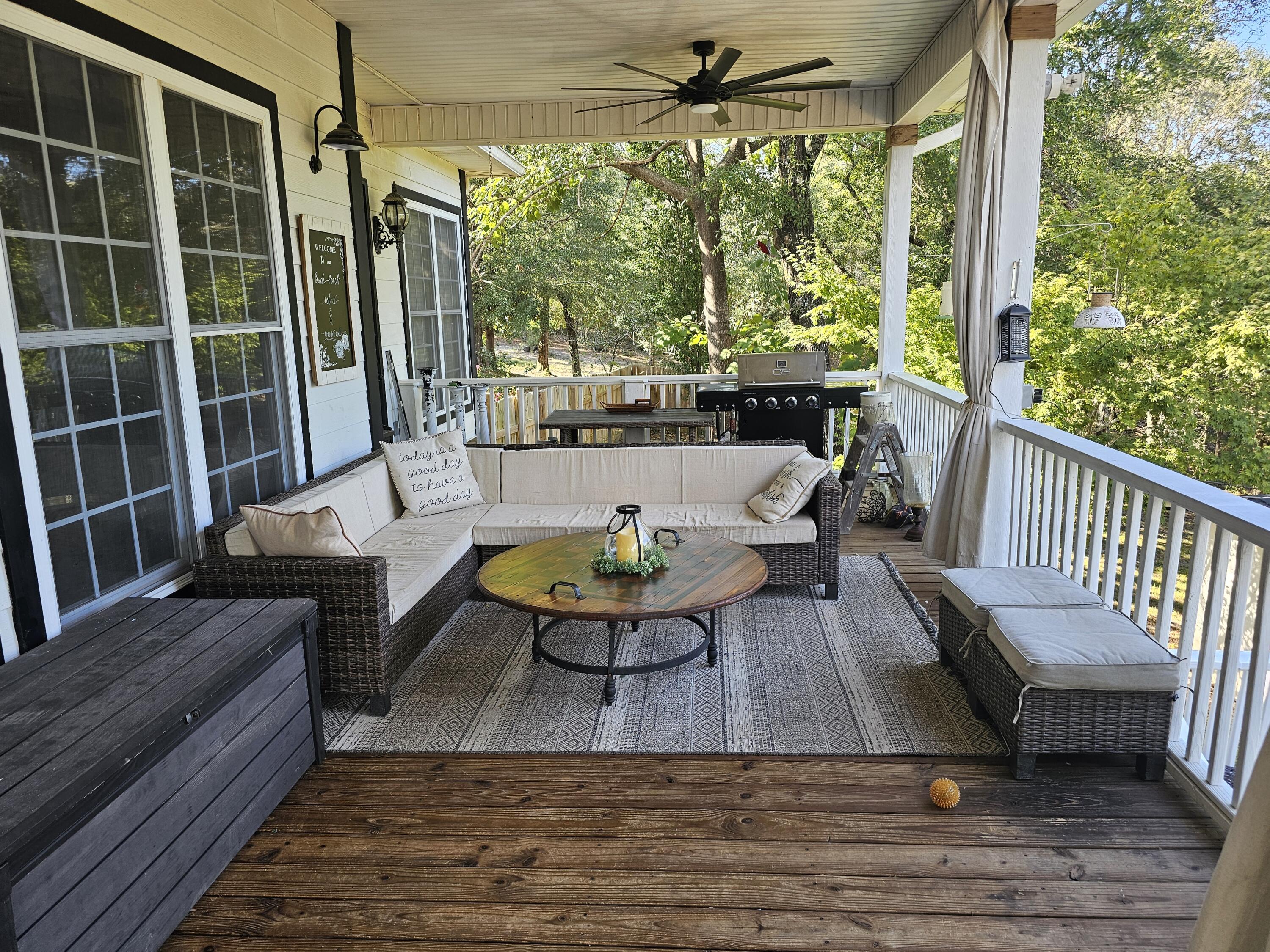 75 Evergreen Parkway DeFuniak Springs, FL 32435 - Photo 8 of 51 20251012_150738