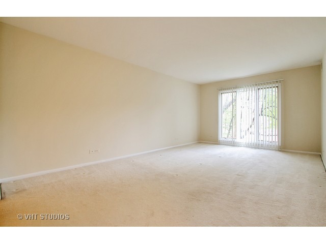1831 Mission Hills Road, Unit 108 Northbrook, IL 60062 - Photo 5 of 10