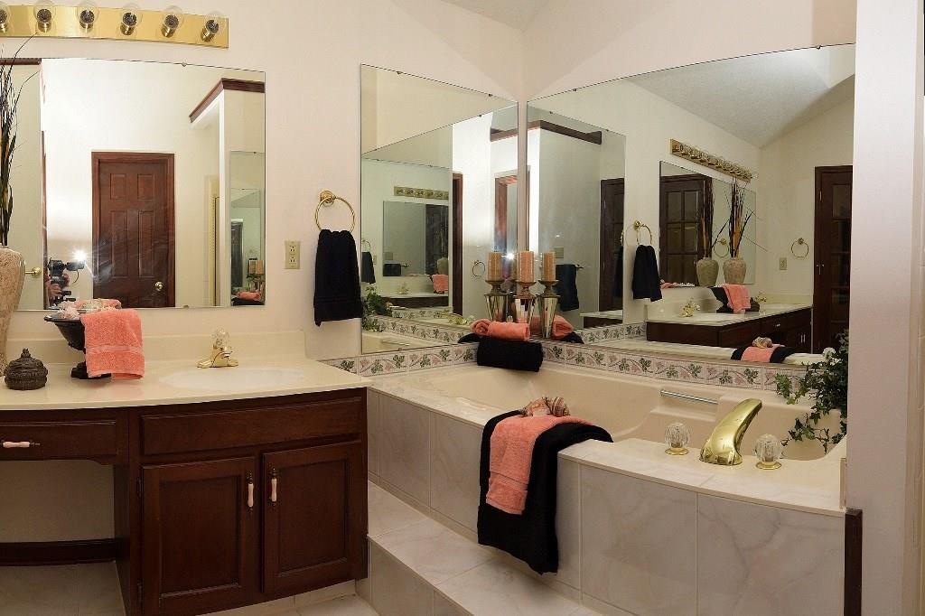 7938 Allisonville Road Indianapolis, IN 46250 - Photo 21 of 32 Gallery Image 21